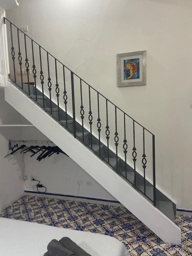 Casa Isabella Loc Turist Br Appartement Lipari  Buitenkant foto